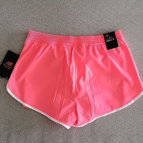 New Balance Accelerate Flouresent Pink 2.5" Running Athletic Shorts - Size Small - Picture 2 of 11